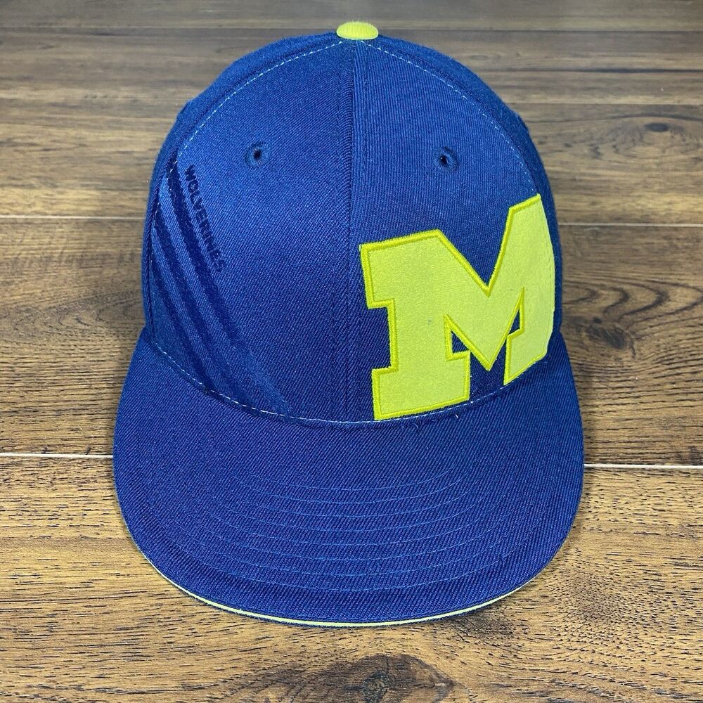 Michigan Wolverines Adidas Flexfit Hat 210 Fitted Size 6 7/8 - 7 1/4 Blue Yellow